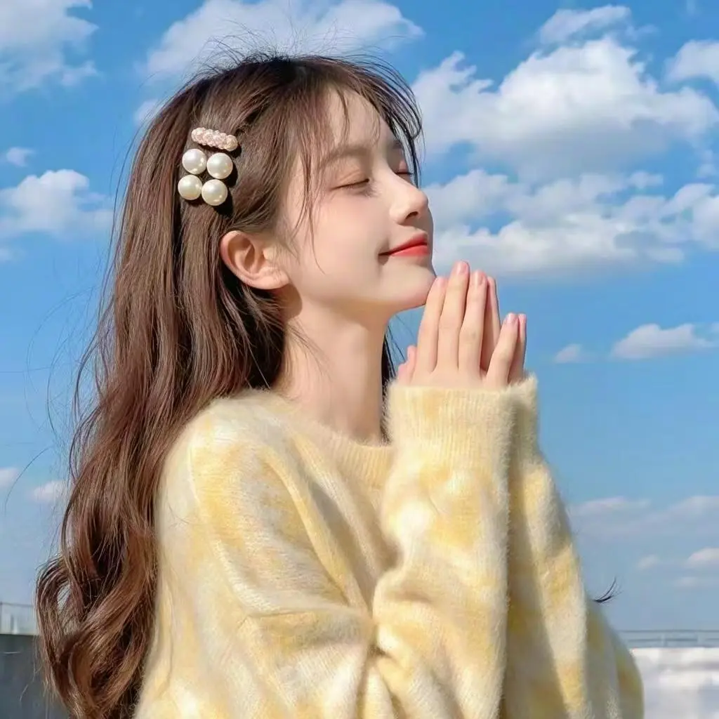 里番漫画主编张晓雯个人照片